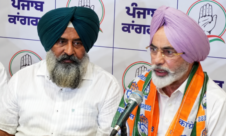 पंजाब में सियासी हलचल, CM भगवंत मान के पूर्व OSD मनजीत सिंह सिद्धू कांग्रेस में शामिल