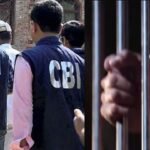 CBI टीम पर फूल बरसाने के मामले में SHO सस्पेंड, 2 लोग हिरासत में