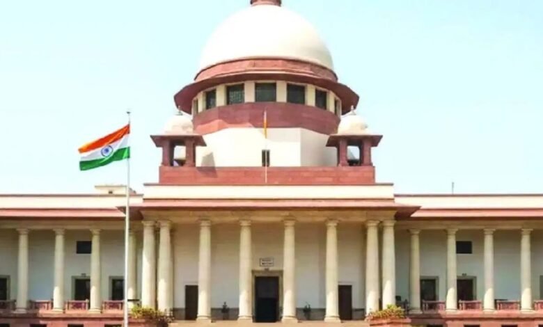 Supreme Court, Delhi Protest, CJP Protest, Supreme Court Directions, Delhi Police, DMRC, Indian Railways, Show Cause Notice, Contempt of Court, Fundamental Rights, Article 19, Article 32, Internet Services, Metro Services, Railway Services, Barricading Review, Right to Protest, Justice Joymalya Bagchi, Delhi News, Latest Hindi News
