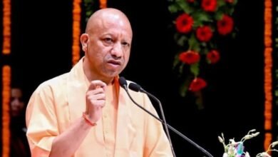 UP पुलिसकर्मियों को योगी सरकार की बड़ी सौगात, मोटरसाइकिल और वर्दी भत्ते में हुई बढ़ोतरी की घोषणा